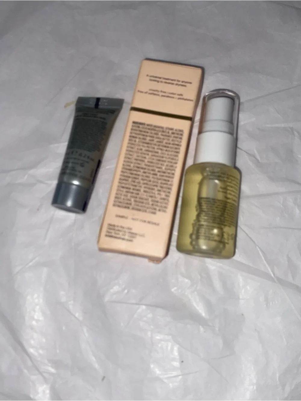 ALO Yoga lightweight facial
